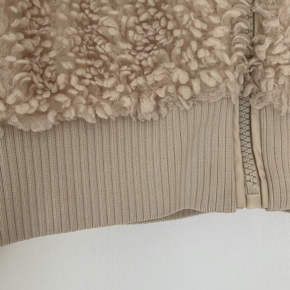 ♻️DONATED DEC. 2023♻️ 
Zara TRF faux shearling zip jacket size L - Picture 3 of 5